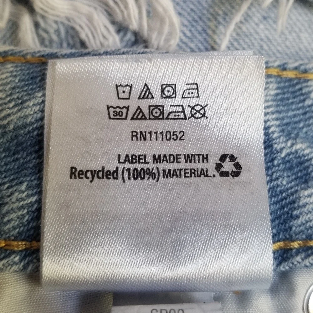 And Now This Women's Distressed Button Fly High Rise Straight Crop Jeans Size 28 - Picture 12 of 13